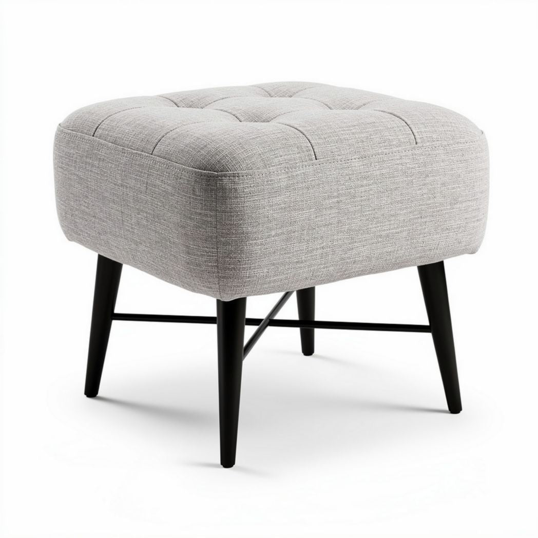 Pouf carré en tissu gris clair avec pieds en bois noir 40 x 40 x 40cm